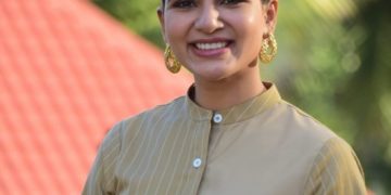 घरव्यवहार चलाउन मोडलिङ: सामन्था