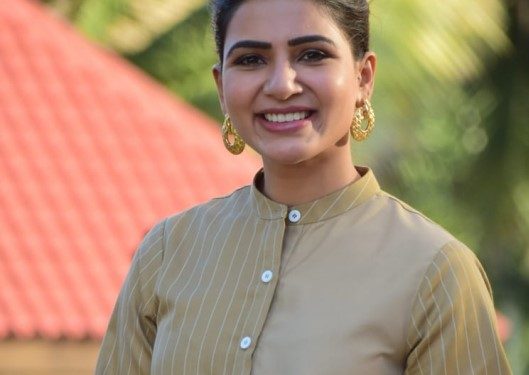 घरव्यवहार चलाउन मोडलिङ: सामन्था