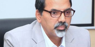 नेकपा एमालेले अर्थमन्त्री शर्माको राजीनामा माग्दै संसदमा अवरोध गरेको छ