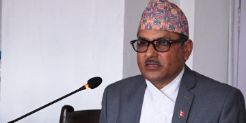 रुस–युक्रेन युद्धले अर्थतन्त्रमा चुनौती थपियाे : गभर्नर अधिकारी