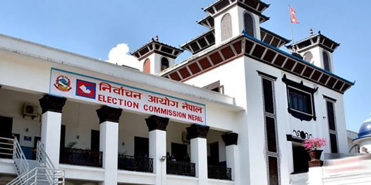 निर्वाचन आयोगले पुनः मतदाता नामावली संकलन गर्ने