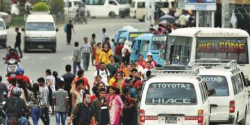 अन्तरप्रदेश चल्ने सार्वजनिक सवारी साधनको भाडा घटेको छ