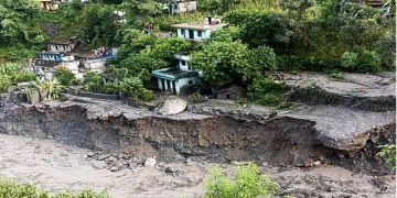 बाढी र पहिरोमा परि दार्चुलामा ११ जना बेपत्ता, खोजी चल्दै