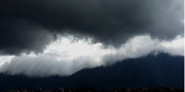 पूर्वी पहाडी क्षेत्रमा बादल, फाट्टफुट्ट पानी पर्ने सम्भावना : मौसमविद्