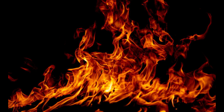 इन्गेजमेन्ट पछि विवाह रद्द हुँदा युवतीले गरीन आत्मदाह