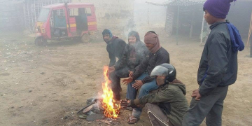 पहाडी क्षेत्रका केही ठाउँमा हल्का वर्षाको सम्भावना, चिसोले तराईको जनजीवन प्रभावित
