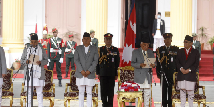 नवनिर्वाचित उपराष्ट्रपति रामसहायप्रसाद यादवले लिए  पद तथा गोपनीयताको शपथ