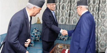 सङ्क्रमणकालीन न्यायसम्बन्धी मुद्दामा ओलीसँग छलफल गर्न प्रचण्ड र देउवा बालकोट जाँदै