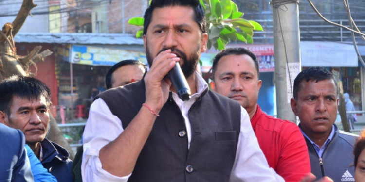 रमेश खरेलजस्ता निर्भिक र निडर देशभक्तकाे संसद्मा खाँचो रहेको छ : रवि लामिछानेले