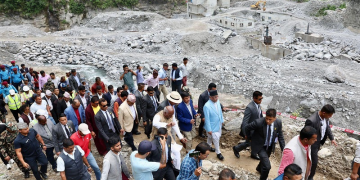 प्रधानमन्त्री बाढी पहिराे प्रभावित क्षेत्रमा