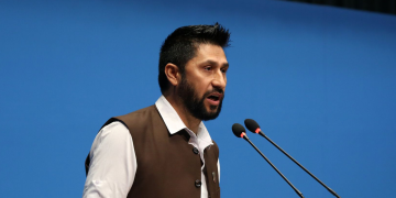 रवि लामिछानेको सांसद पदको योग्यतासम्बन्धी रिट सर्वोच्चको संवैधानिक इजलासद्वारा खारेज
