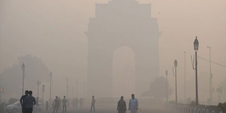 वायु प्रदूषण नघटेपछि भारतको दिल्लीमा थप एक हप्ता विद्यालय बन्द