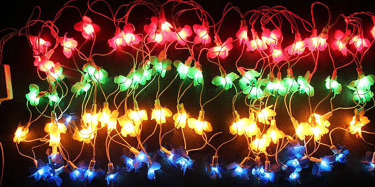 ४५ करोड रुपियाँ बराबरको झिलिमिली बत्ति आयात