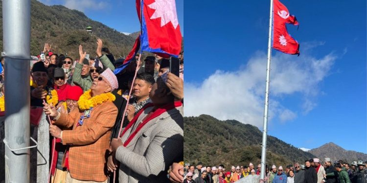 चिवाभन्ज्याङमा राष्ट्रिय झन्डा फहर्याउँदै सकियो एमालेको ‘समृद्धिका लागि संकल्प यात्रा’