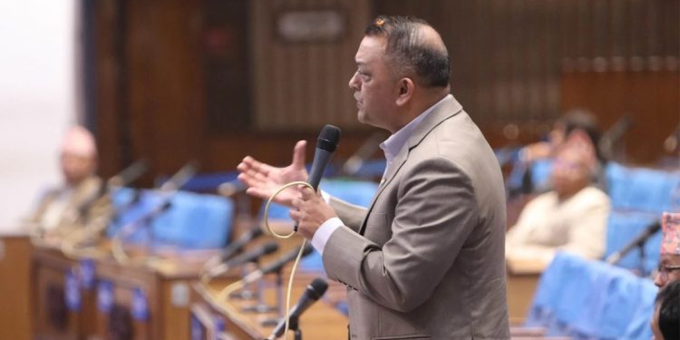 सहकारी ठगी प्रकरणमा गृहमन्त्री लामिछानेमाथि पनि छानबिन गर्न कांग्रेसको माग