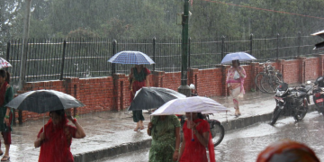 वर्षाले काठमाडौं उपत्यकाको जनजीवन प्रभावित, किसान भने खुसी