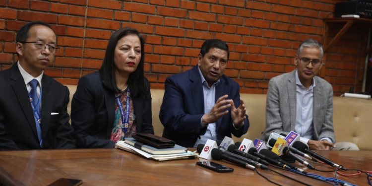 काठमाडौँ र चीनको ल्हासाबीच  बस सेवा सुचारु गर्न दुवै पक्ष सकारात्मक